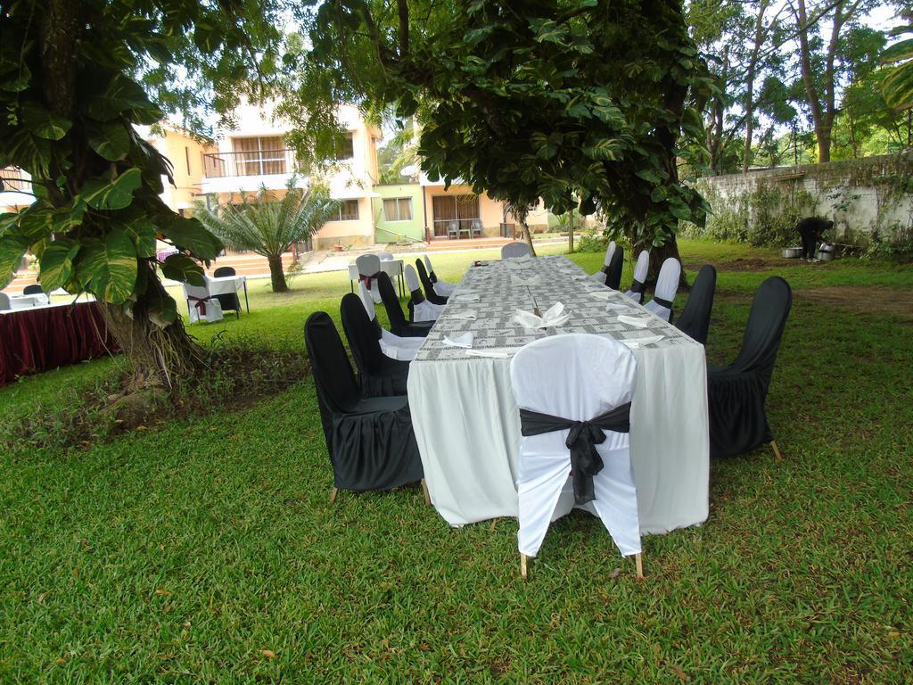 Makwetu Villas Mombasa Exterior photo