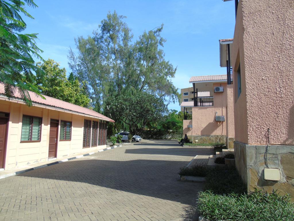 Makwetu Villas Mombasa Exterior photo